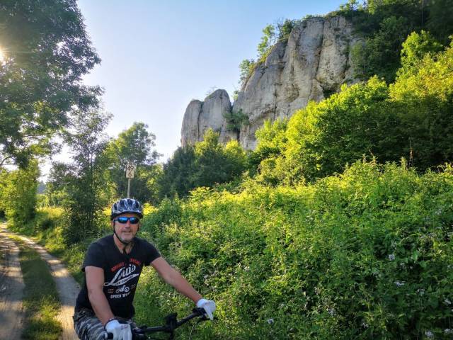 mit den Mountainbikes durch die Alb