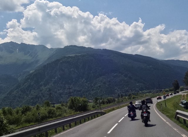 Es wirkte heute, als sei halb sterreich auf den Beinen.