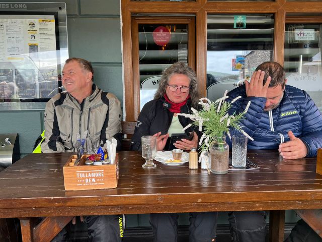 Pause in Dingle