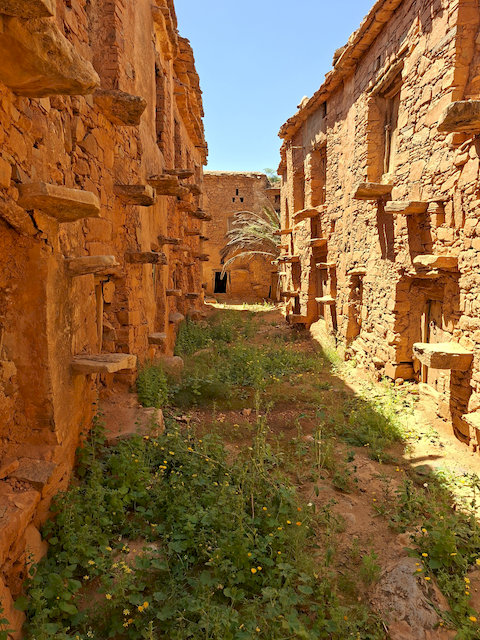 Im Agadir von Ait Ighil