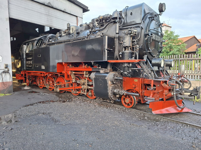 am Lokschuppen der Harzer Schmalspurbahnen