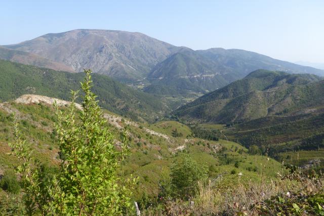 Bergland in Richtung Mazedonien