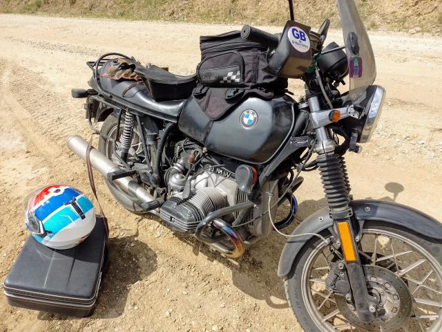 Reparatur am Wegesrand