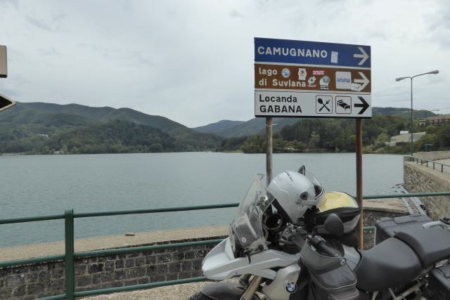 am Lago di Suviana