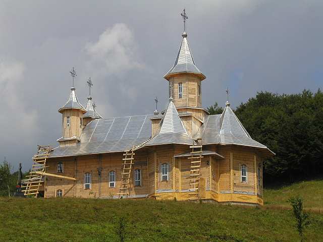 Bau einer neuen Kirche in den Maramures