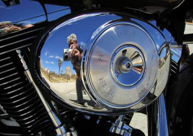 der Harley-Motor - noch spiegelt alles