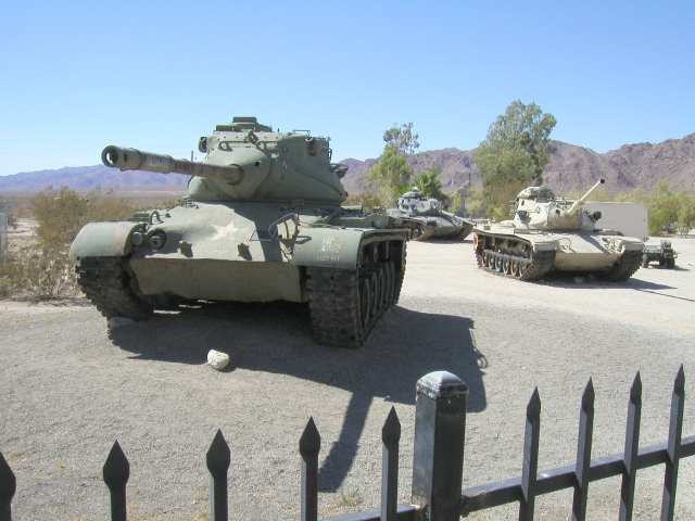 Panzer aus dem 2. Weltkrieg in der Wüste