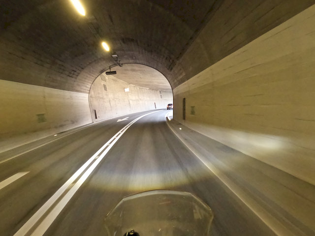 Tunneldurchfahrten