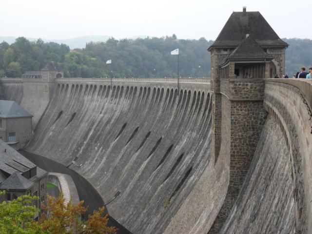 an der Staumauer des Edersee